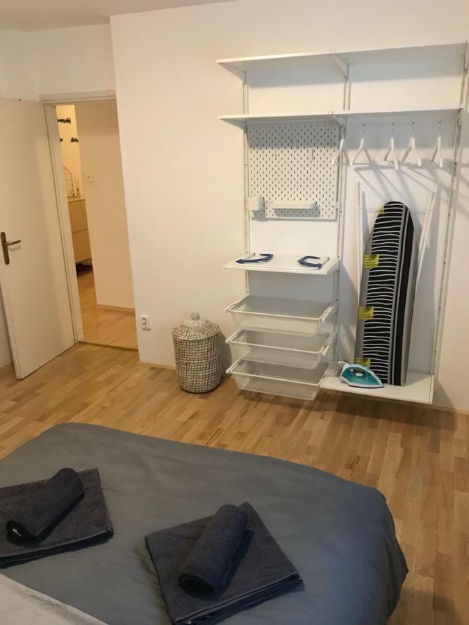 Peter Pan Apartment & Free Parking Liubliana Exterior foto